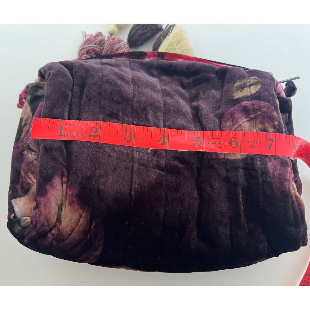 Johnny Was Los Angeles Purple Velvet Floral Quilted Tassel Cosmetic Makeup Bag - Picture 6 of 7